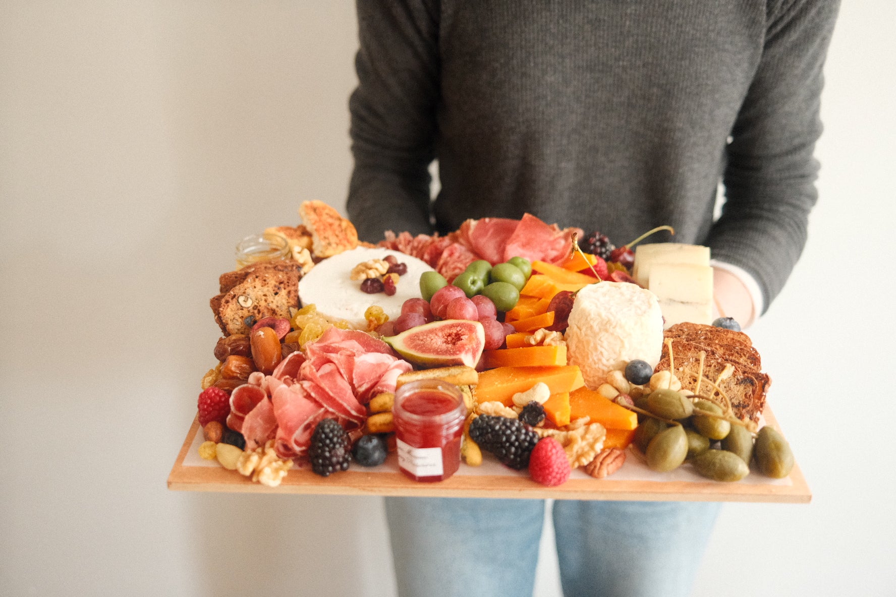 Kaas & Charcuterieplank, 4 tot 8 personen